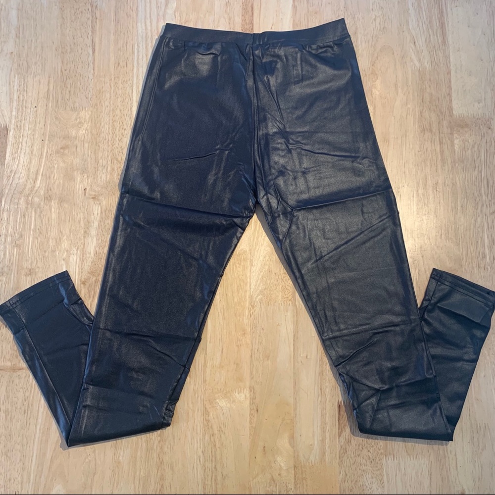 Sexy Faux Leather skinny stretchy leggings NWT - Picture 4 of 4